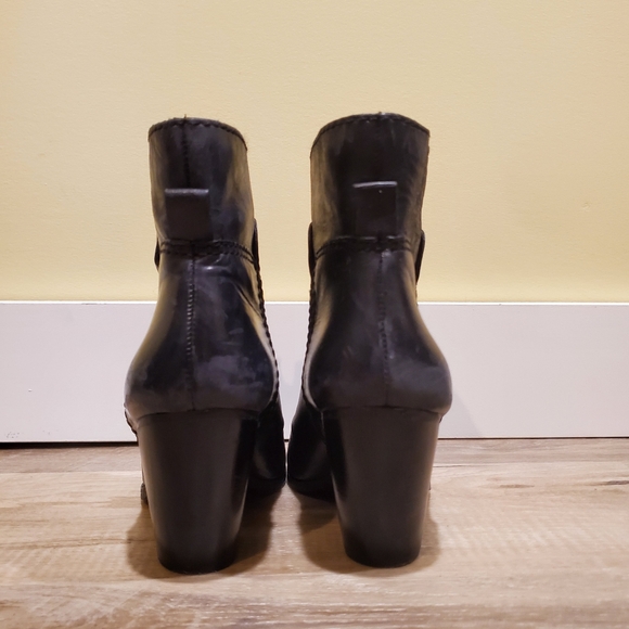 Nine West Black Booties, size 9.5 - Picture 5 of 11